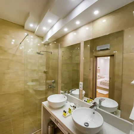 Peninsula Luxury